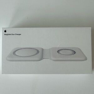 MagSafe Duo Charger